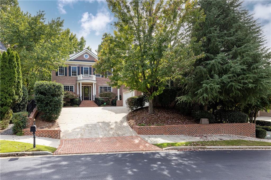835 Glengate Place
