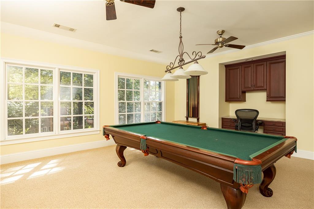 835 Glengate Place