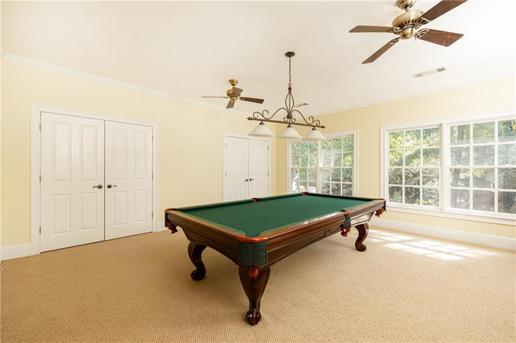 835 Glengate Place
