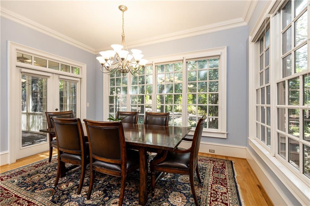 835 Glengate Place