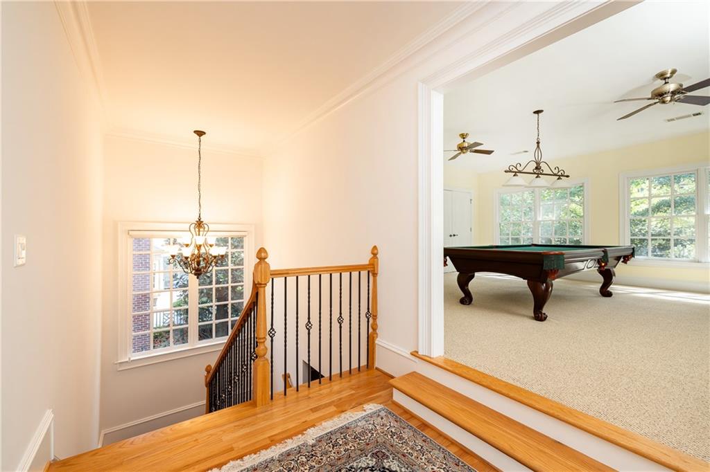 835 Glengate Place