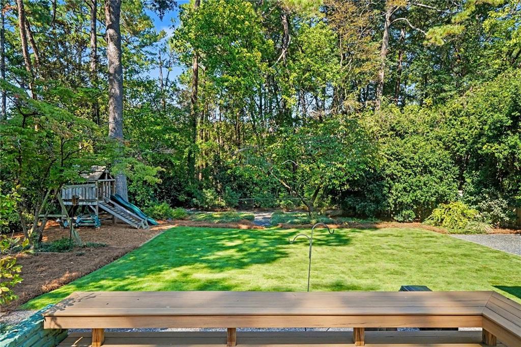 841 Wesley Drive NW