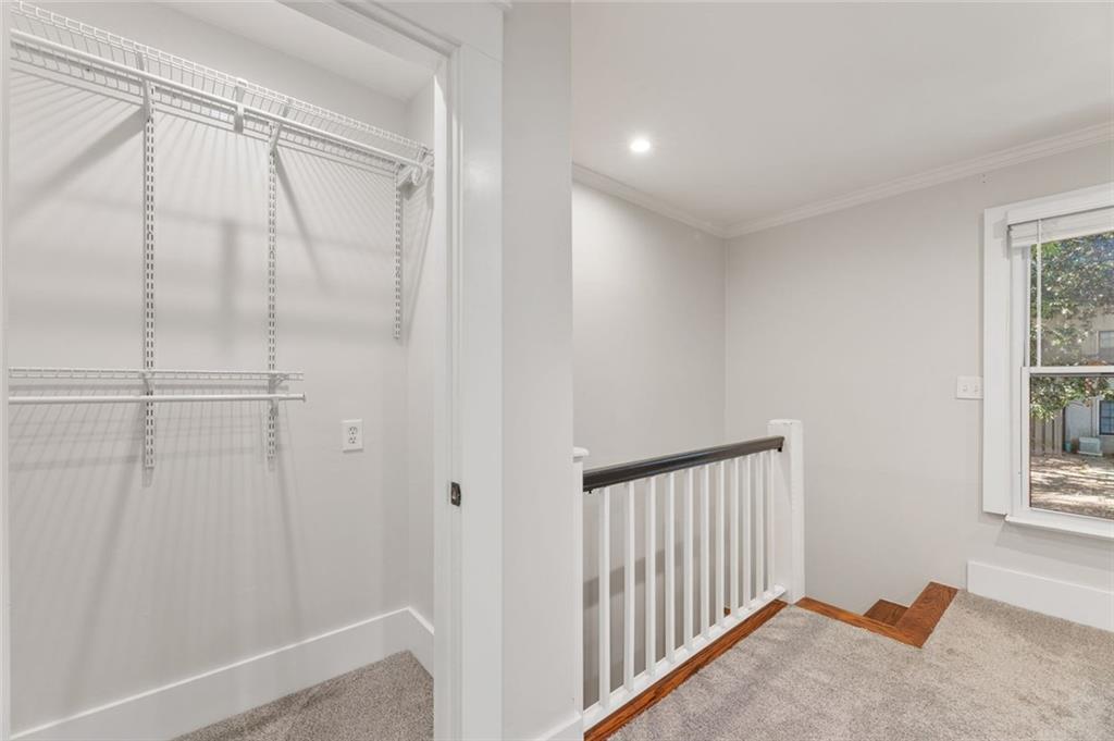 91 Verlaine Place NW