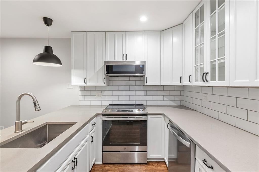 91 Verlaine Place NW
