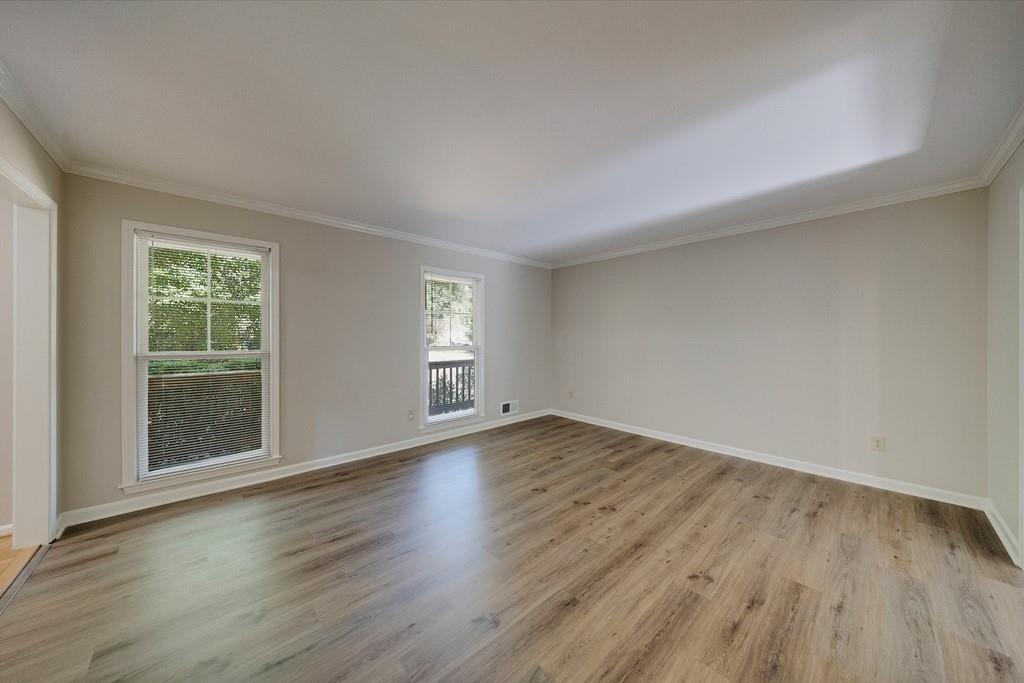 3201 Shadowood Lane
