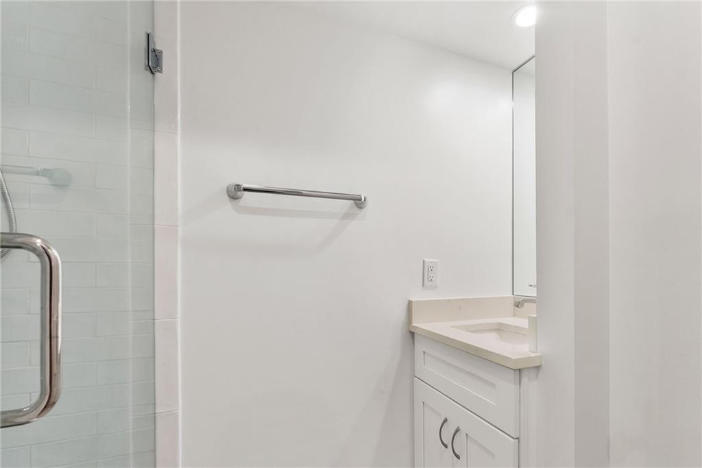 143 Amherst Place NW