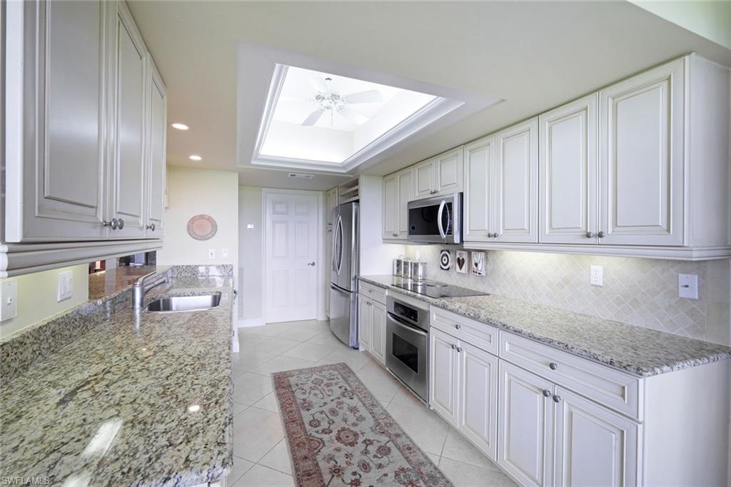 27173 Oakwood Lake DR