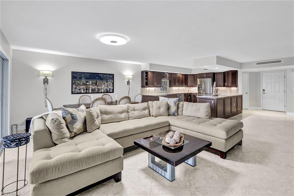 26910 Wedgewood DR # 305