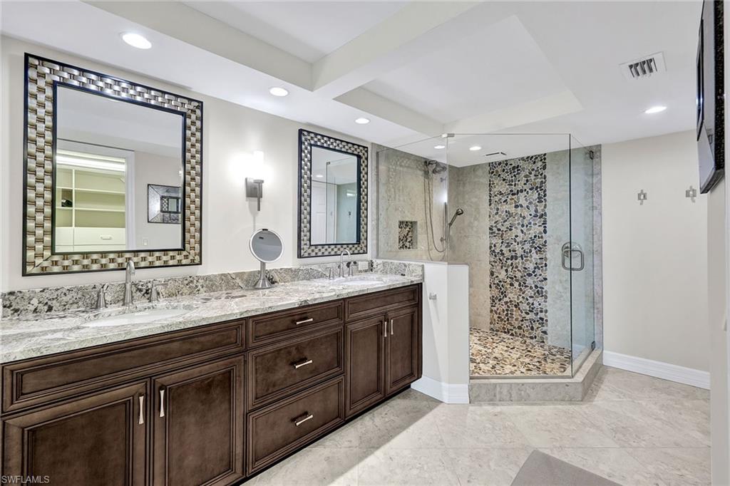 26910 Wedgewood DR # 305