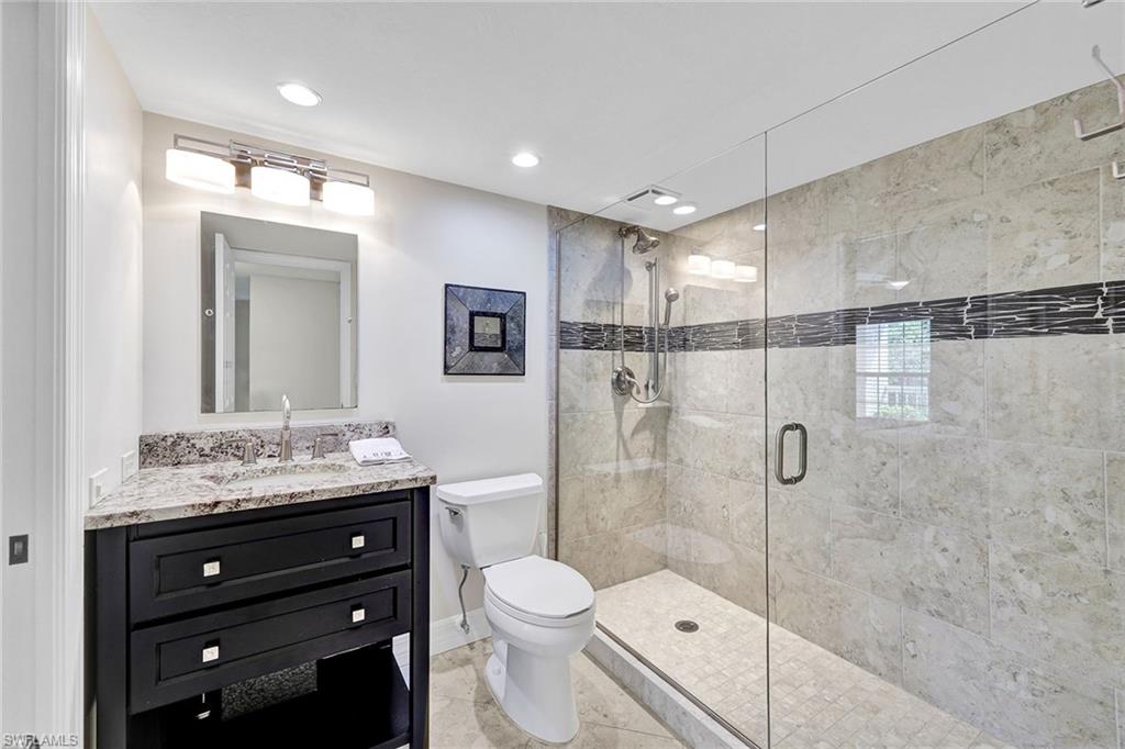 26910 Wedgewood DR # 305