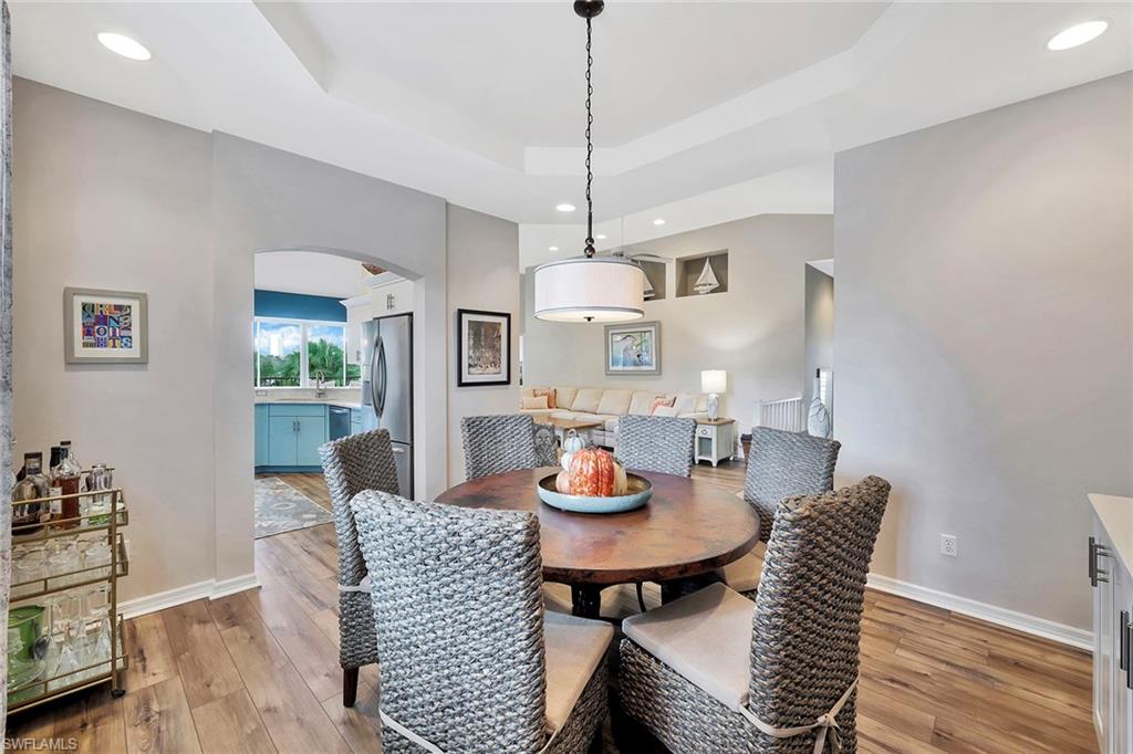 4112 Bayhead DR # 201