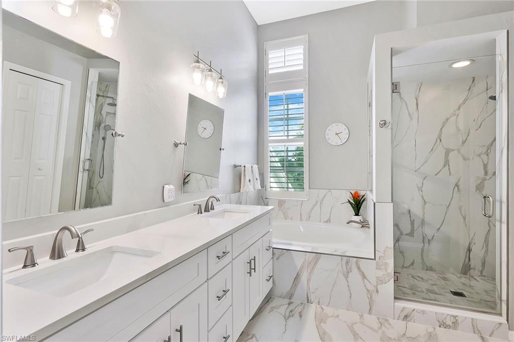 4112 Bayhead DR # 201