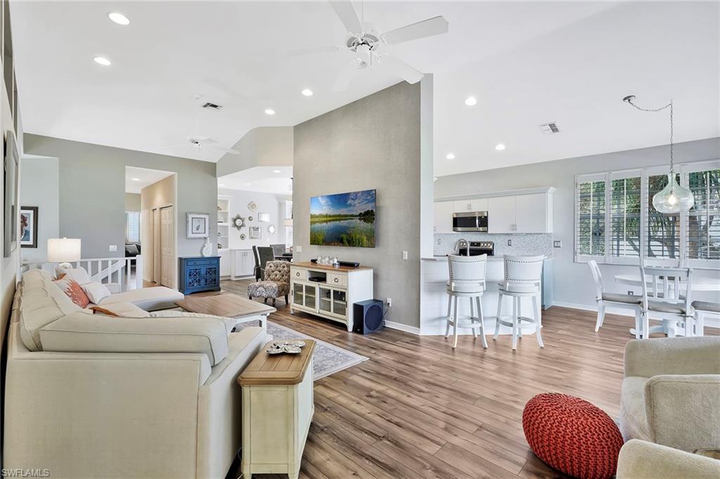 4112 Bayhead DR # 201