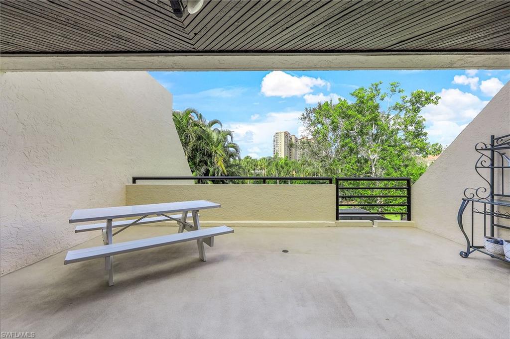 6320 Pelican Bay BLVD # 7 Unit: T-7