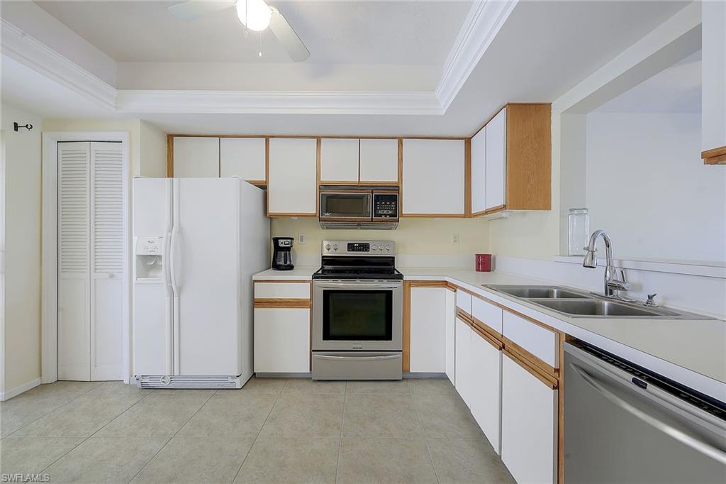 6320 Pelican Bay BLVD # 7 Unit: T-7