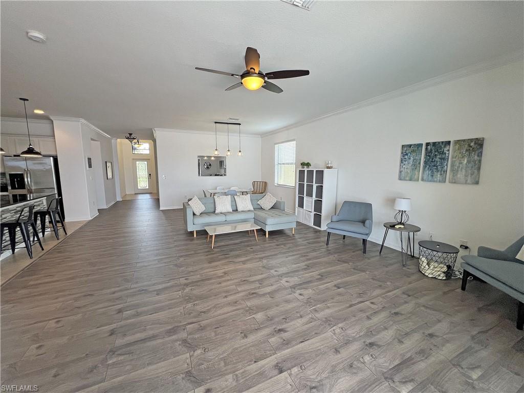 2879 Via Piazza LOOP