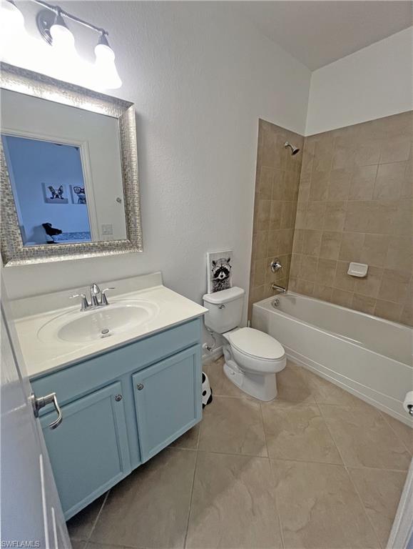 2879 Via Piazza LOOP