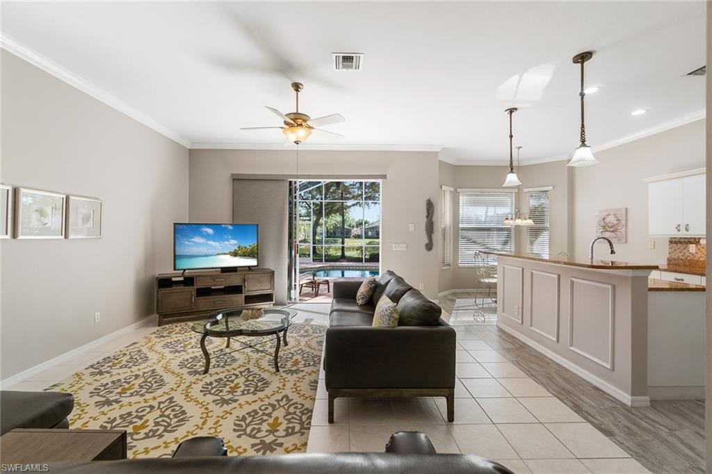 9011 Springview LOOP
