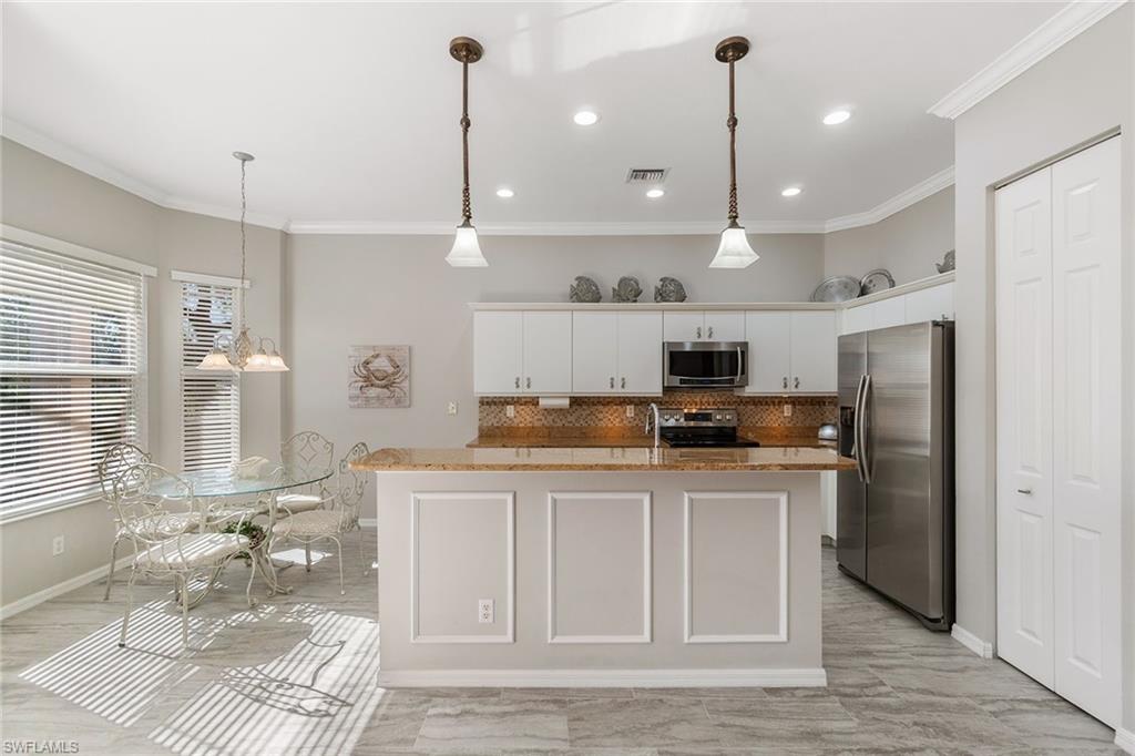 9011 Springview LOOP