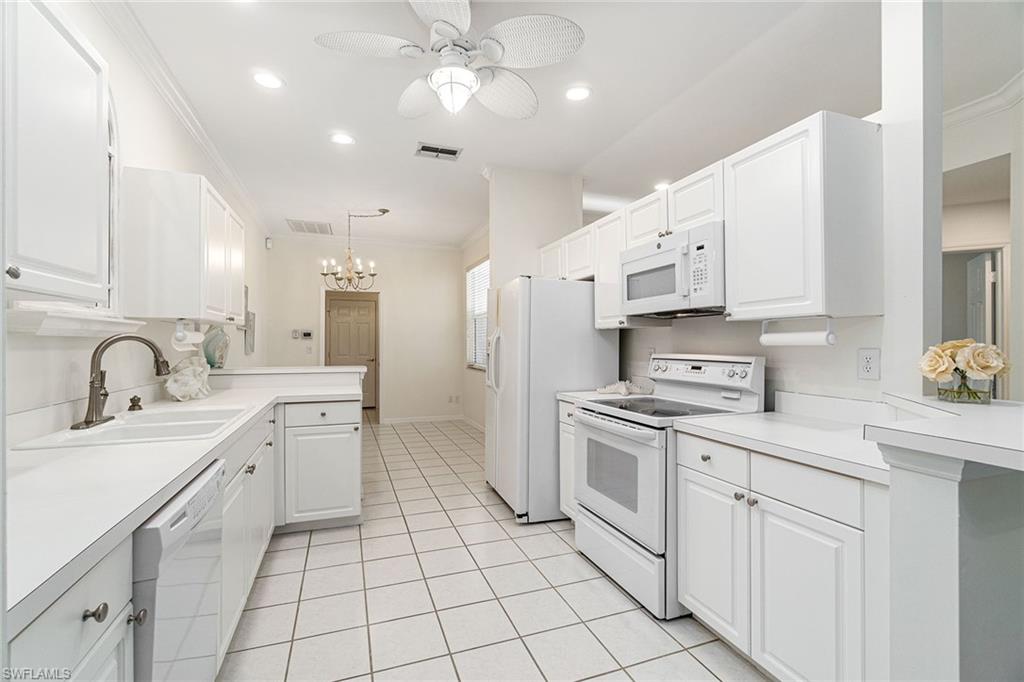 3365 Wildwood Lake CIR