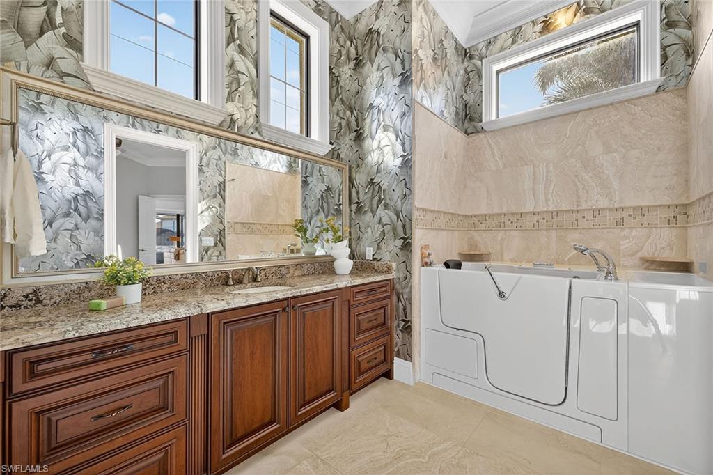 2804 SW 36th TER