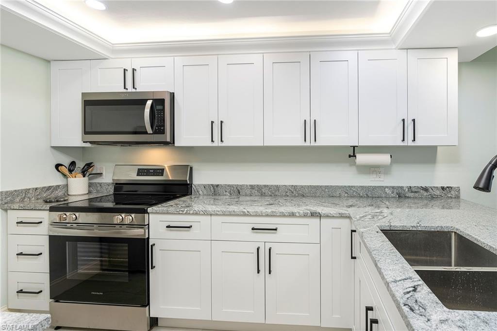 25870 Hickory BLVD # 506