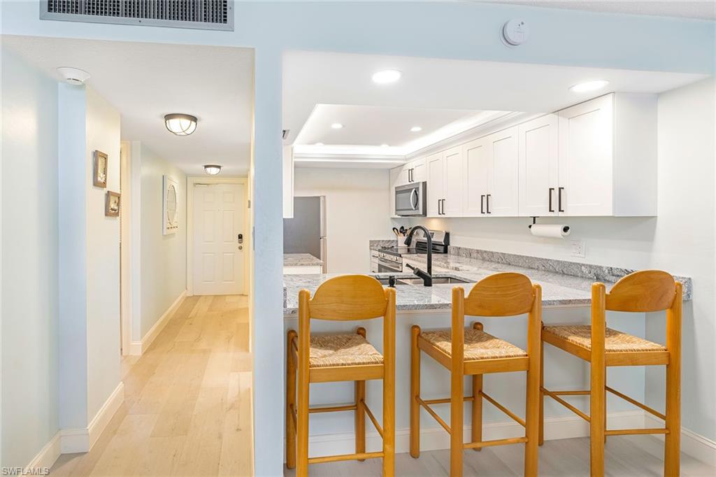 25870 Hickory BLVD # 506