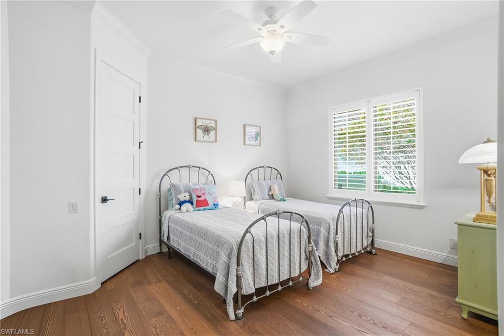 6891 Lakewood Isle DR