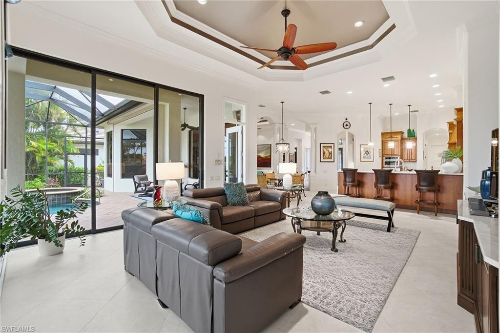 6891 Lakewood Isle DR