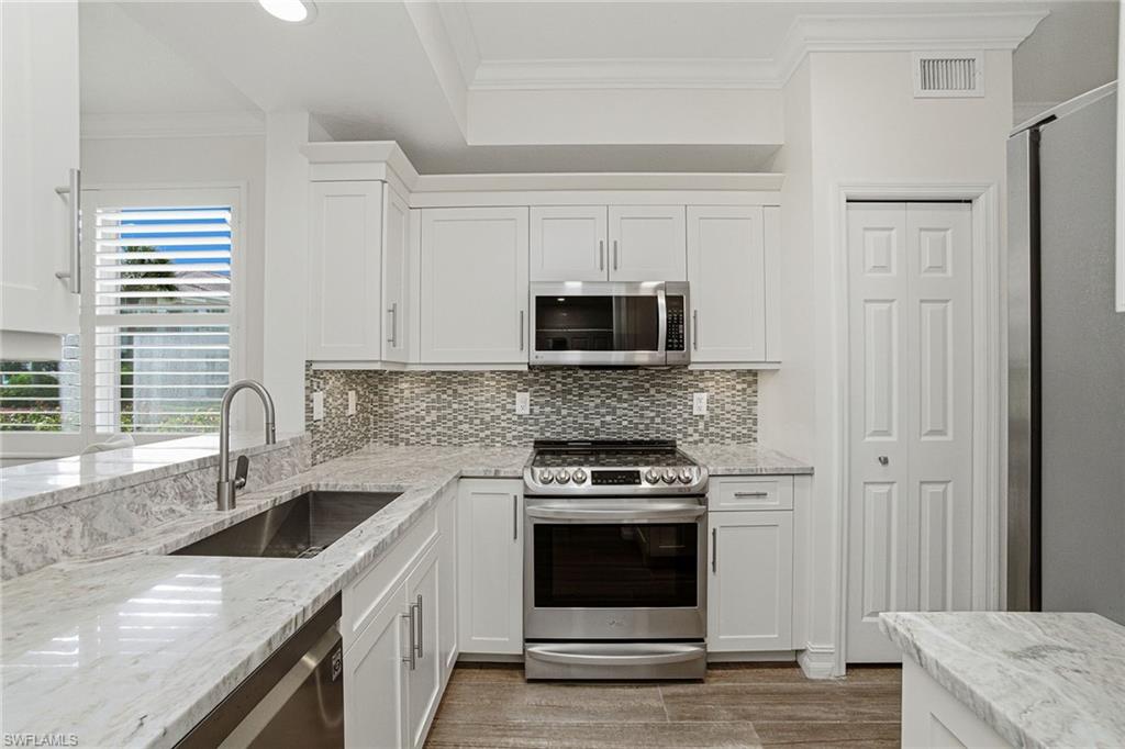 2310 Carrington CT 104