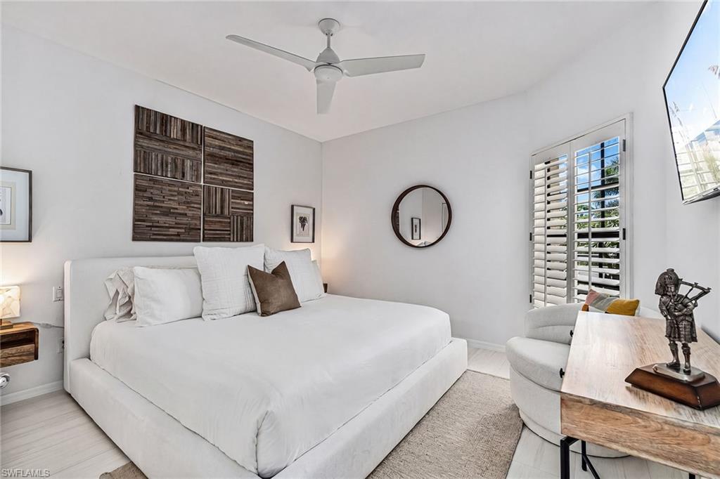 27175 Oakwood Lake DR 201