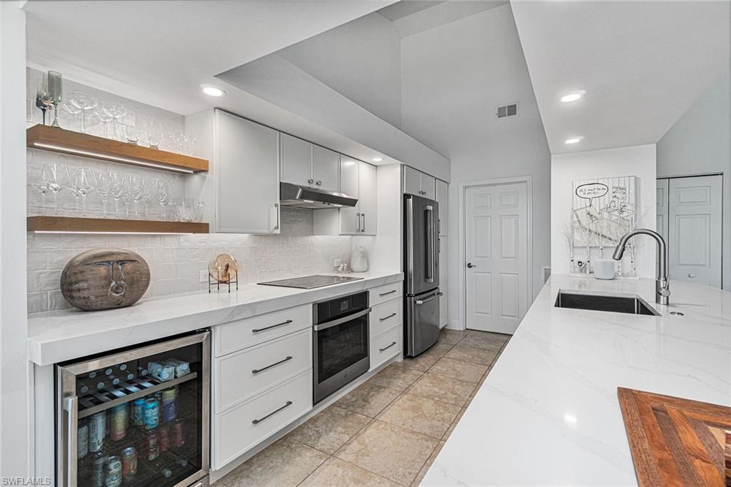 27175 Oakwood Lake DR 201