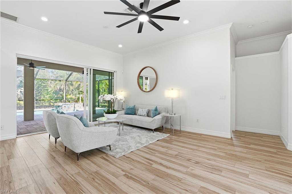 25483 Luci DR