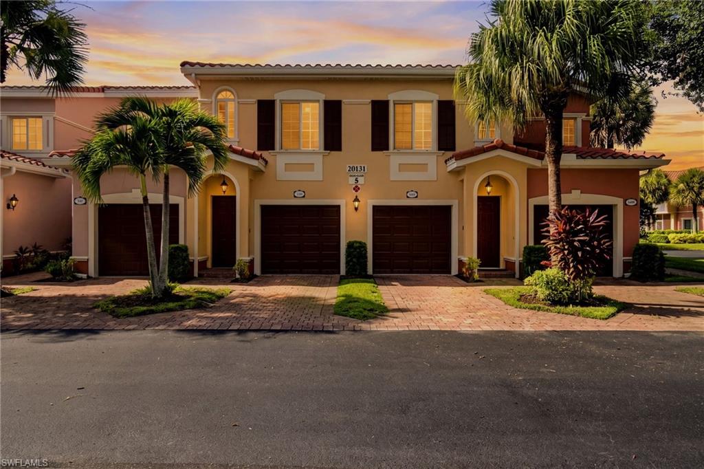 20131 Gardens CIR 207