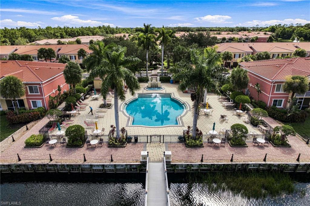 20131 Gardens CIR 207