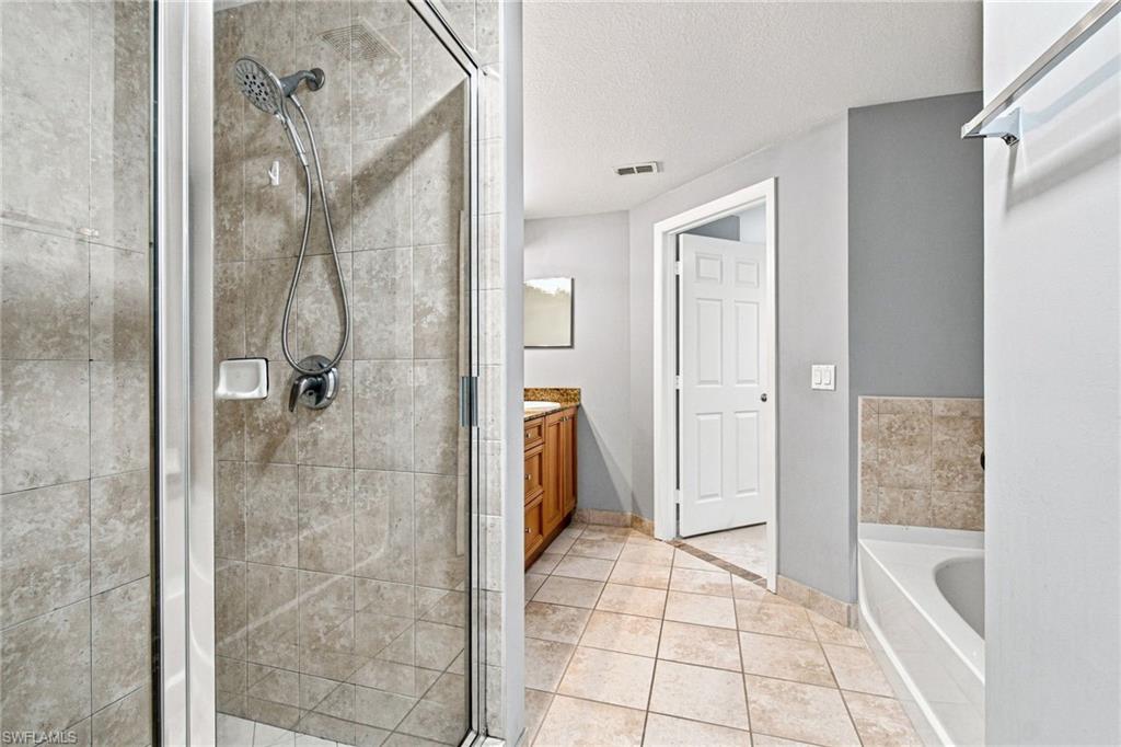 20131 Gardens CIR 207