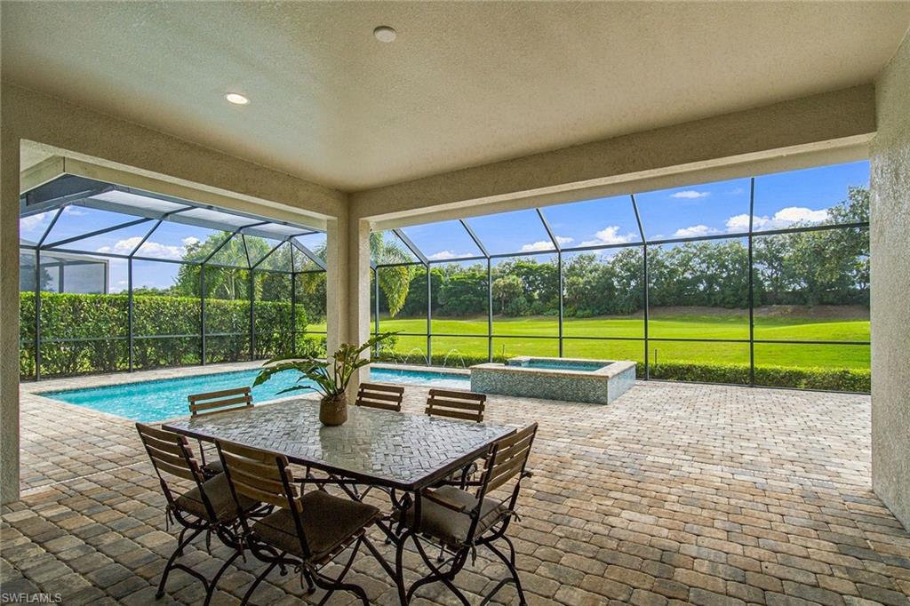 9563 Via Lago WAY