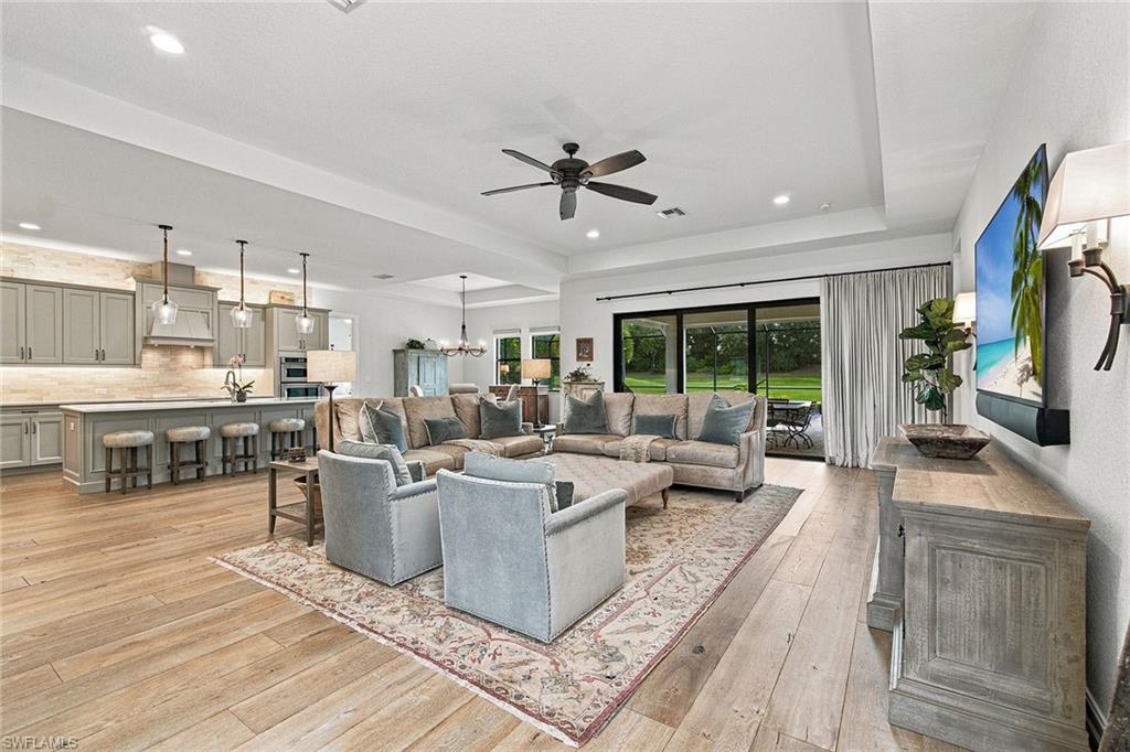 9563 Via Lago WAY