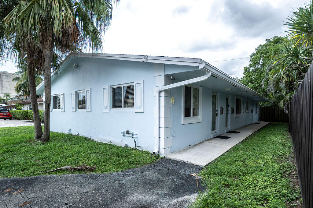750 SW 2nd Street 1-3