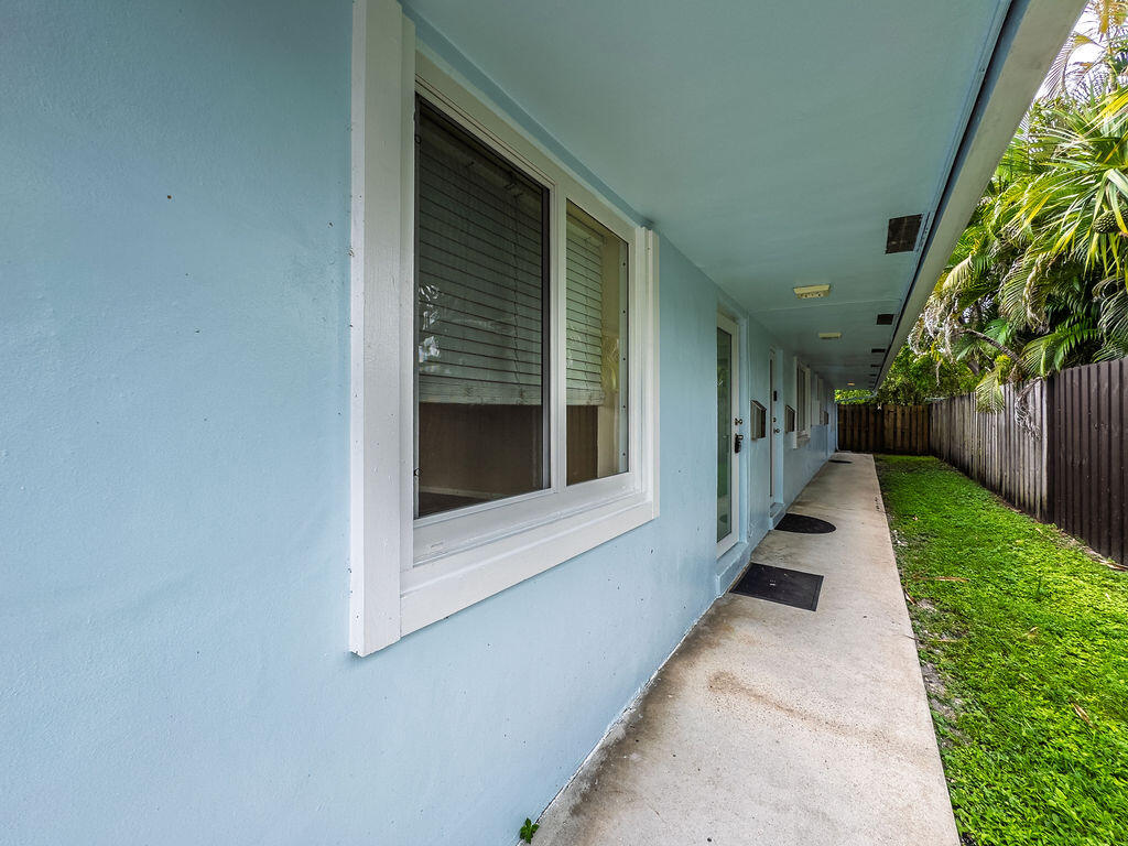 750 SW 2nd Street 1-3