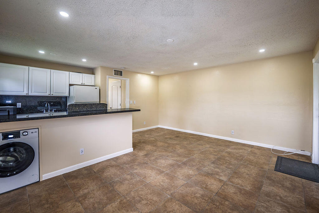 750 SW 2nd Street 1-3