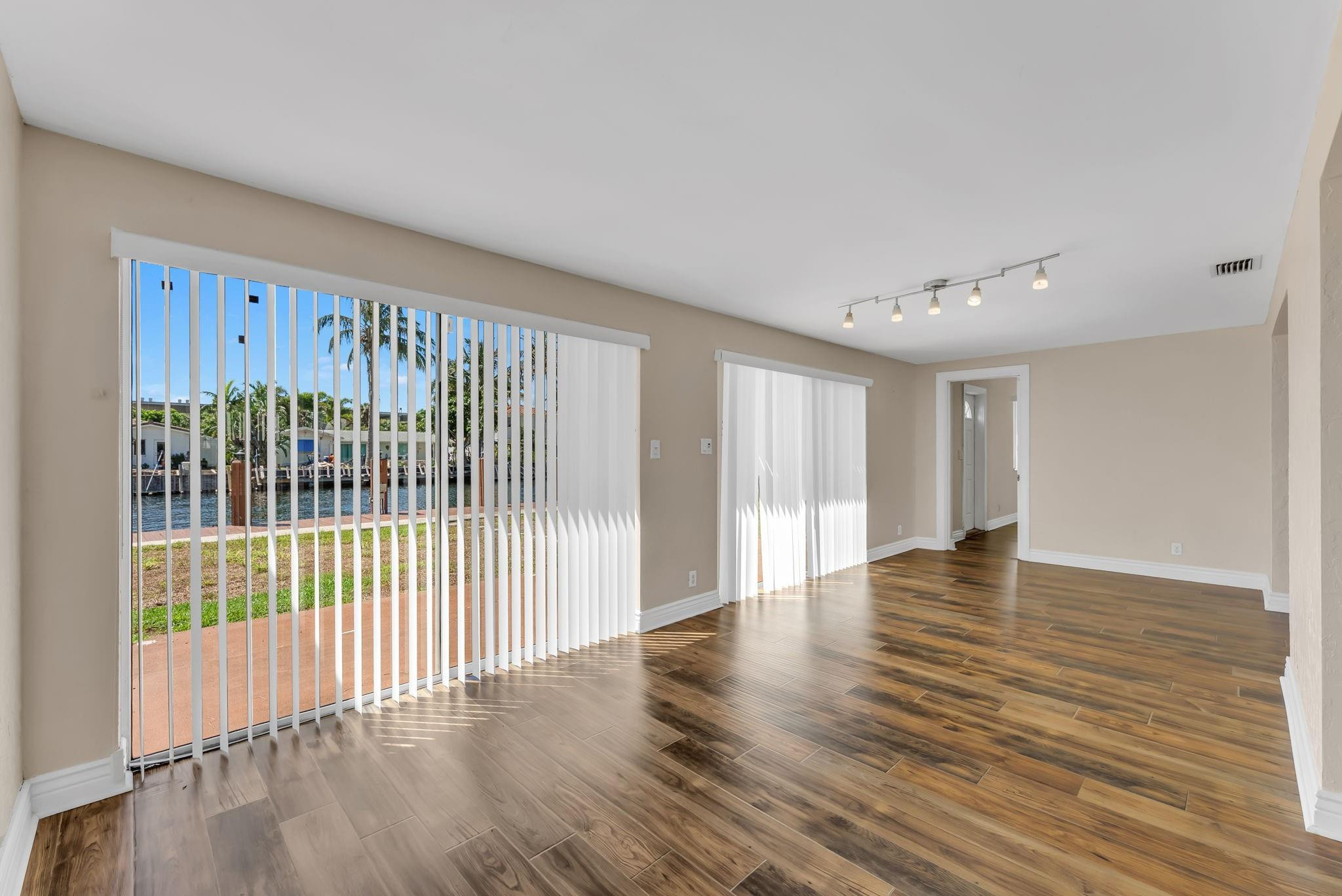 2940 NE 19th Street