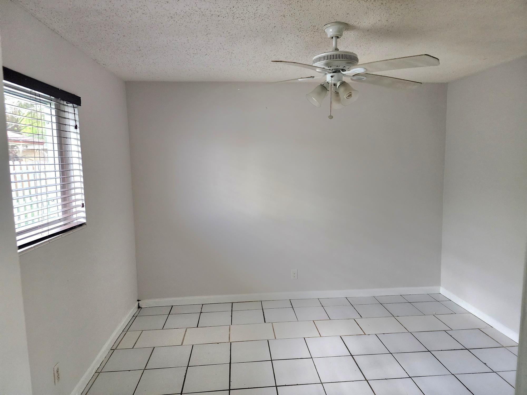 750 SW 2nd Street 2
