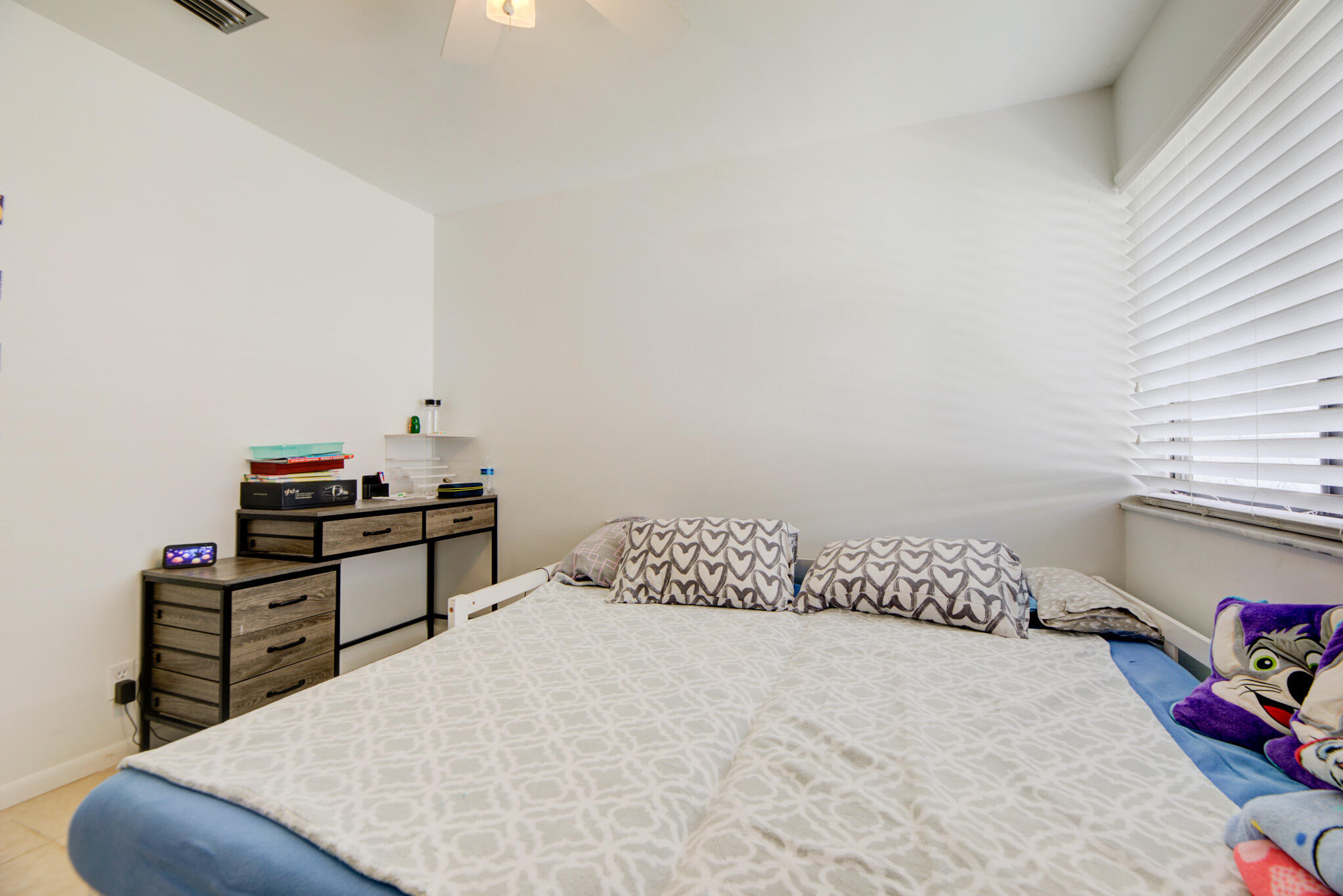 5201 NE 14th Terrace 3