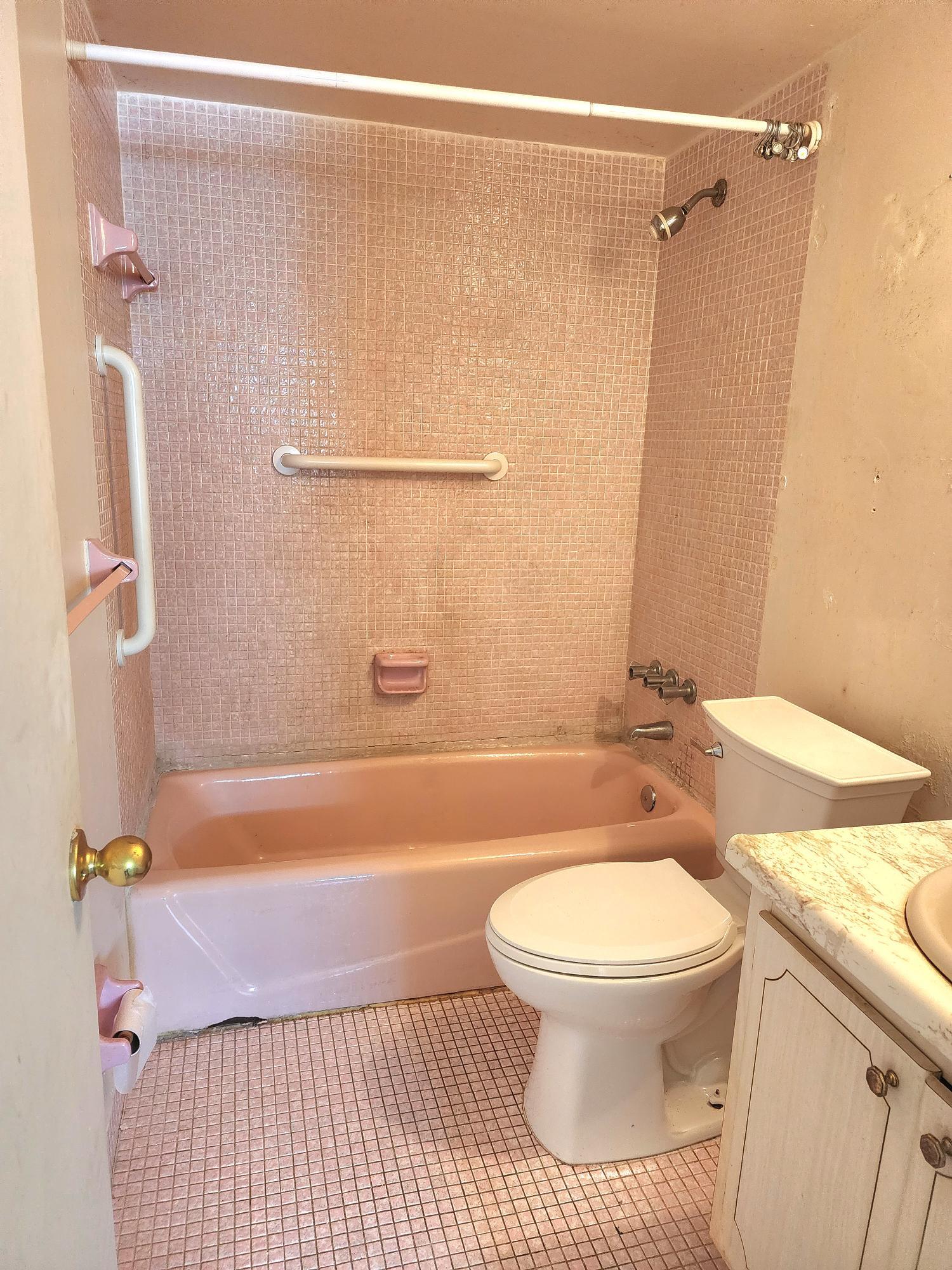 2301 NE 14th St Causeway 305e