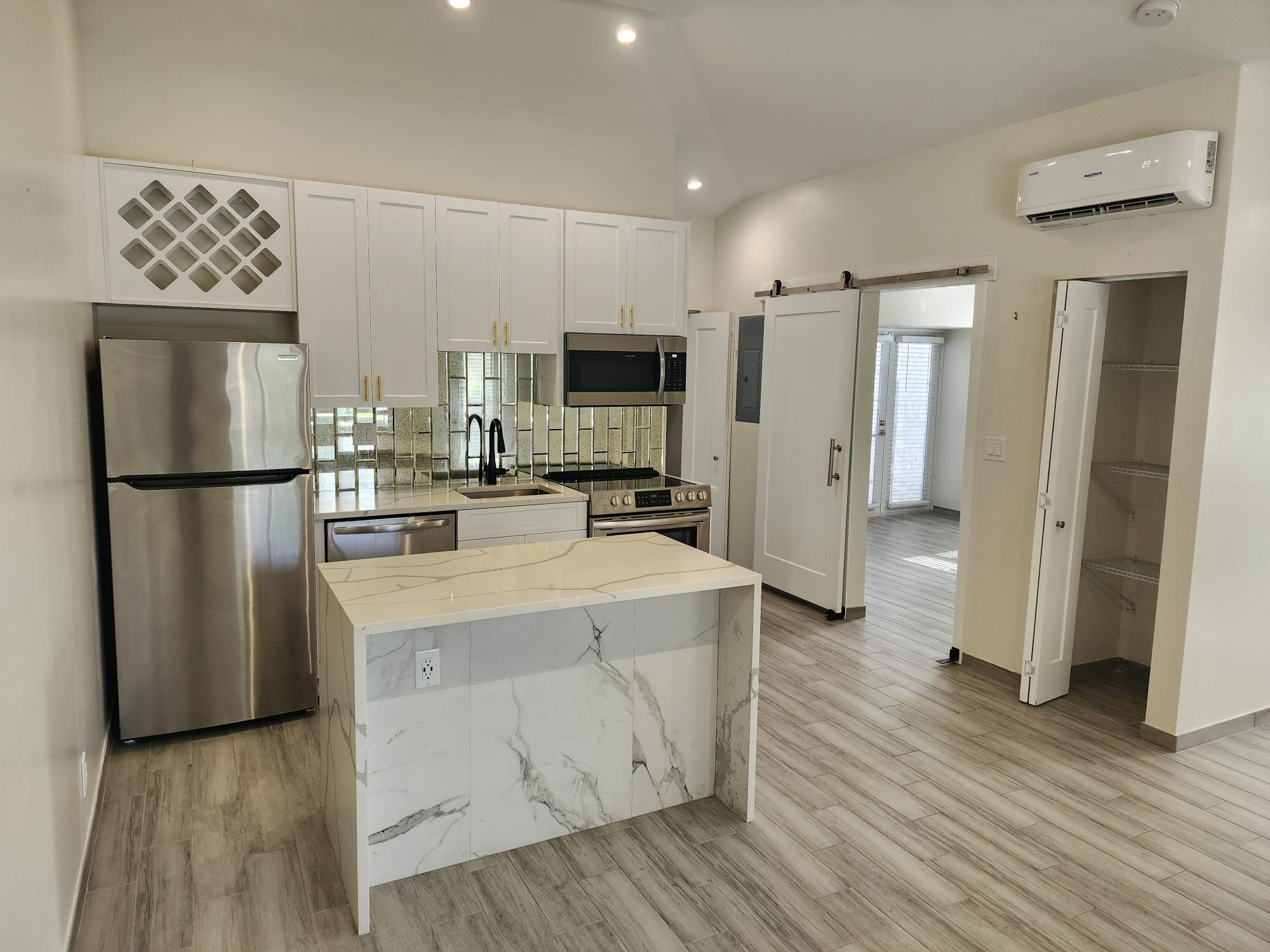 315 SW 7TH Street 1