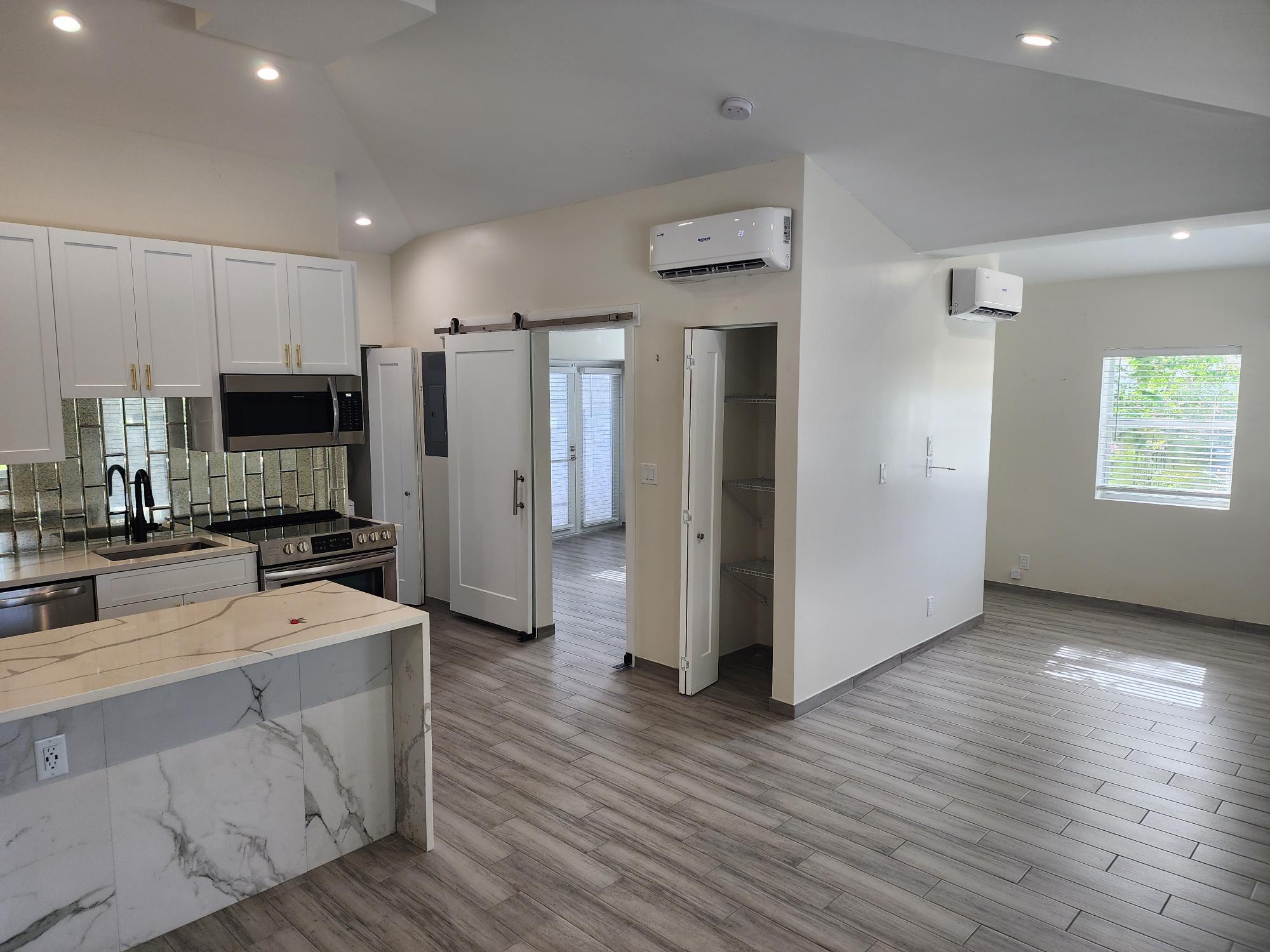 315 SW 7TH Street 1