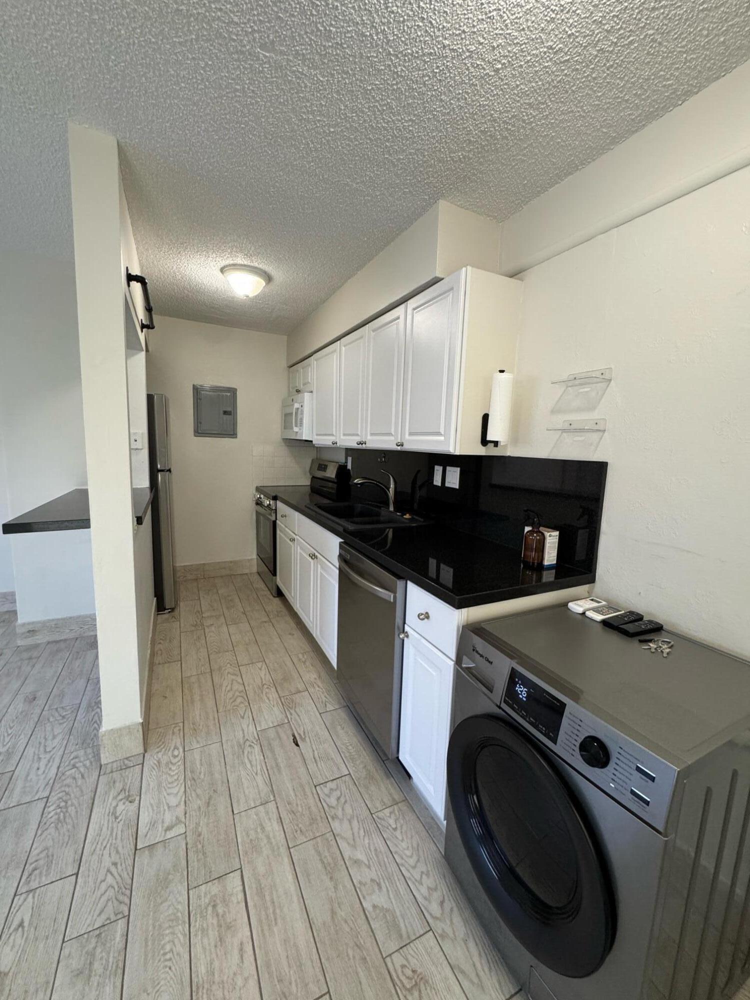 340 SW 16th Court 1