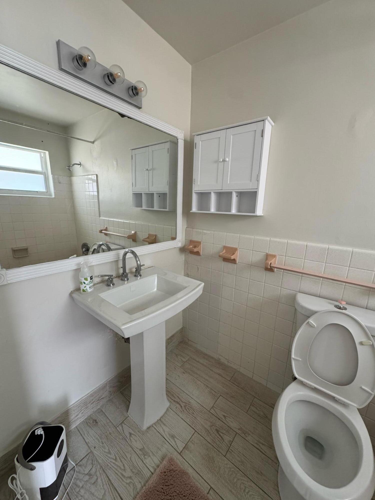 340 SW 16th Court 1