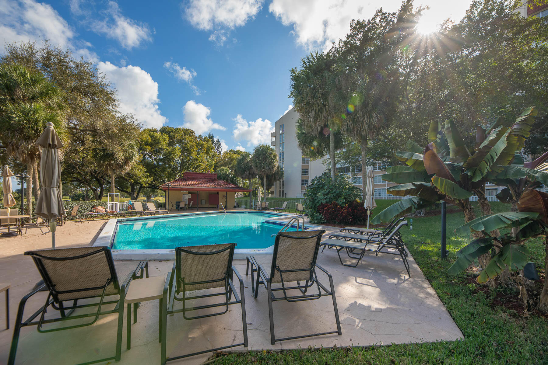 7081 Environ Boulevard 343